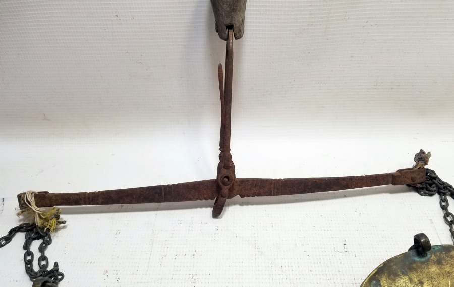 ÜZERİ BOL DAMGALI ÇOK NADİR KEFELİ EL TERAZİSİ