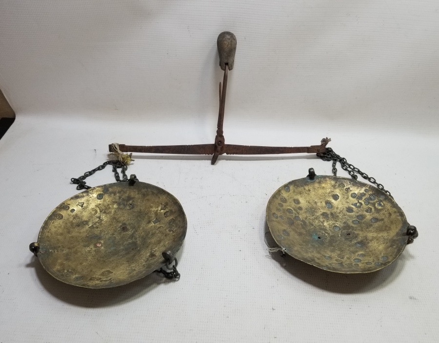 ÜZERİ BOL DAMGALI ÇOK NADİR KEFELİ EL TERAZİSİ