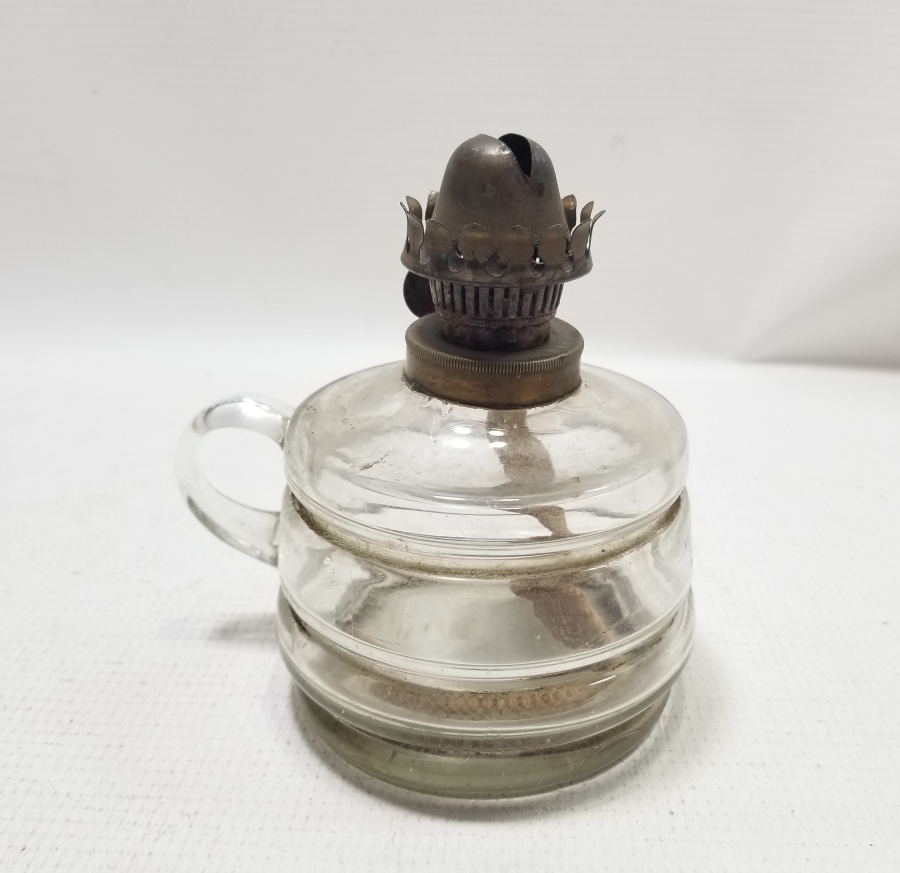 YERLİ YAPIM ANTİKA TUTMAÇLI GAZ LAMBASI