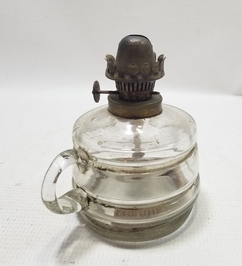 YERLİ YAPIM ANTİKA TUTMAÇLI GAZ LAMBASI