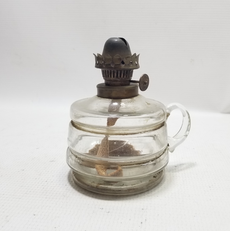 YERLİ YAPIM ANTİKA TUTMAÇLI GAZ LAMBASI