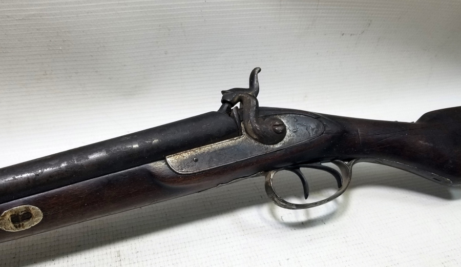 ÜZERİNDE AV SAHNELERİ BULUNAN OSMANLI DÖNEMİ ÇİFTE DOLMA TÜFEK