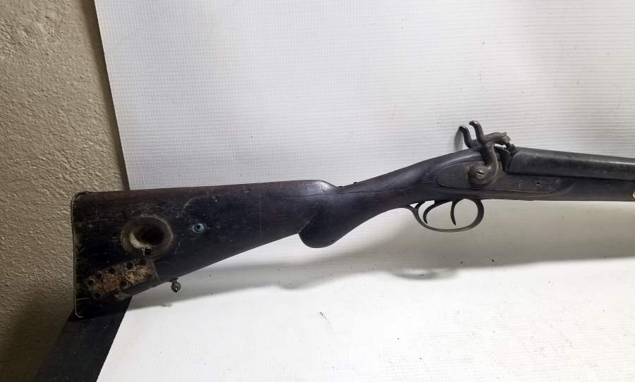 ÜZERİNDE AV SAHNELERİ BULUNAN OSMANLI DÖNEMİ ÇİFTE DOLMA TÜFEK