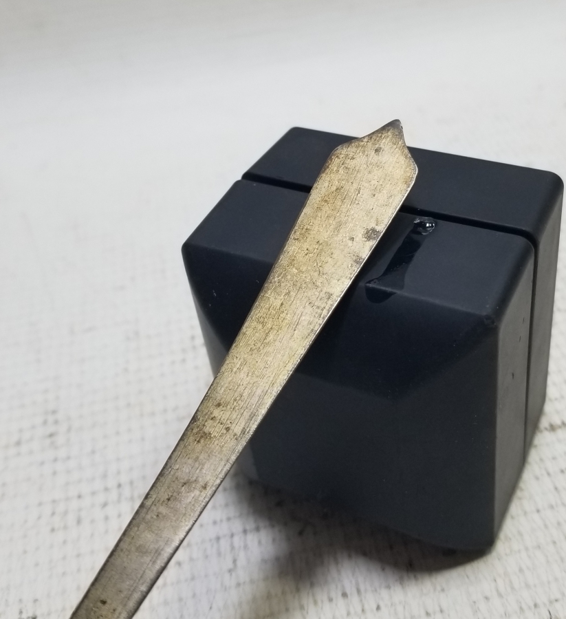 ÜZERİ KALEM VE KABARTMA İŞÇİLİKLİ OSMANLI DÖNEMİ RUM İŞİ KAŞIK