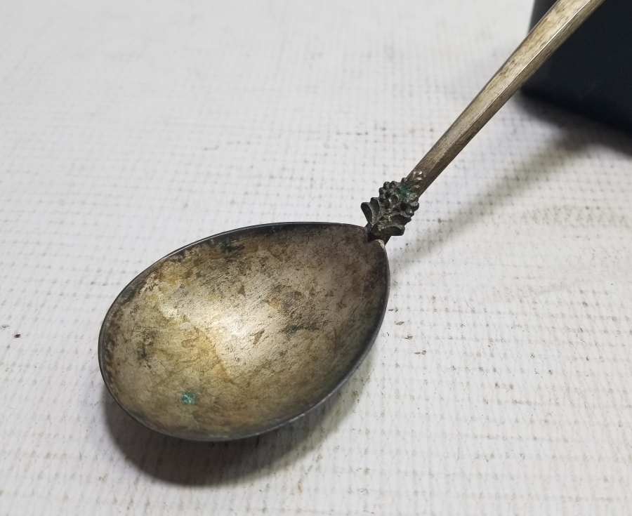 ÜZERİ KALEM VE KABARTMA İŞÇİLİKLİ OSMANLI DÖNEMİ RUM İŞİ KAŞIK