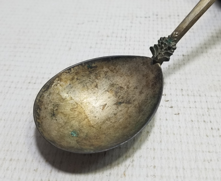 ÜZERİ KALEM VE KABARTMA İŞÇİLİKLİ OSMANLI DÖNEMİ RUM İŞİ KAŞIK