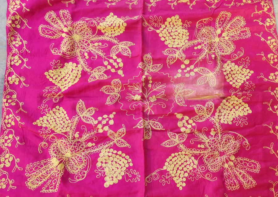 OSMANLI DÖNEMİ SUZANİ İŞÇİLİKLİ GELİN HAMAM BOHÇASI