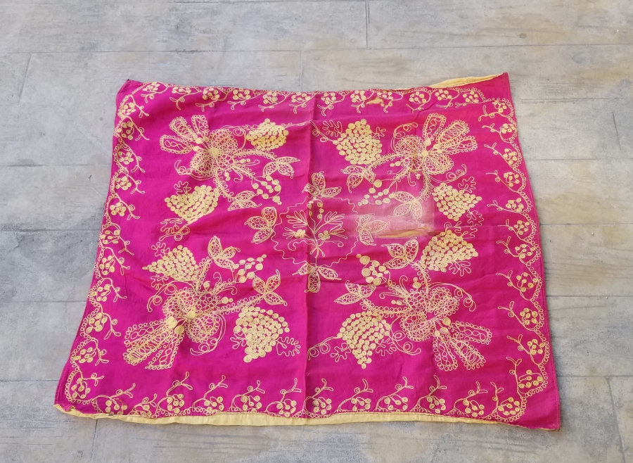 OSMANLI DÖNEMİ SUZANİ İŞÇİLİKLİ GELİN HAMAM BOHÇASI