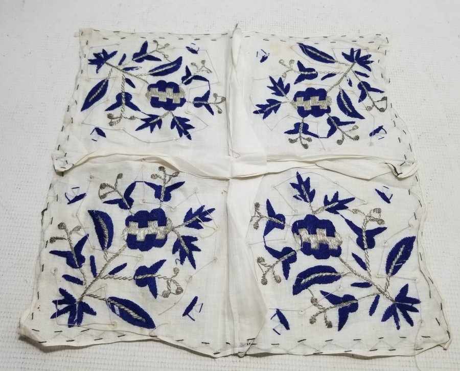 GÜMÜŞ SIRMA VE İPEK İŞLEMELİ GELİN ÇEVRESİ