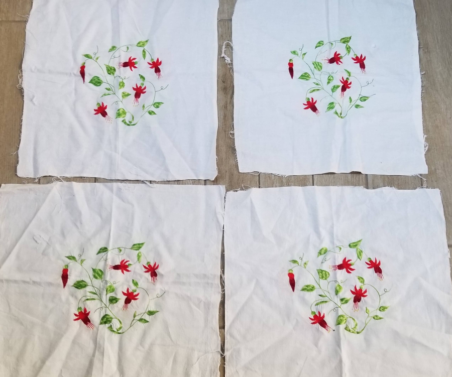 ÜZERLERİ İŞLEMELİ ANTİKA MENDİL LOTU