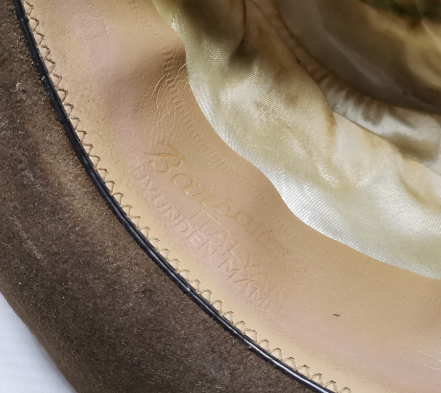 CUMHURİYET BAŞLARI LEVANTEN ÇUHA FÖTR