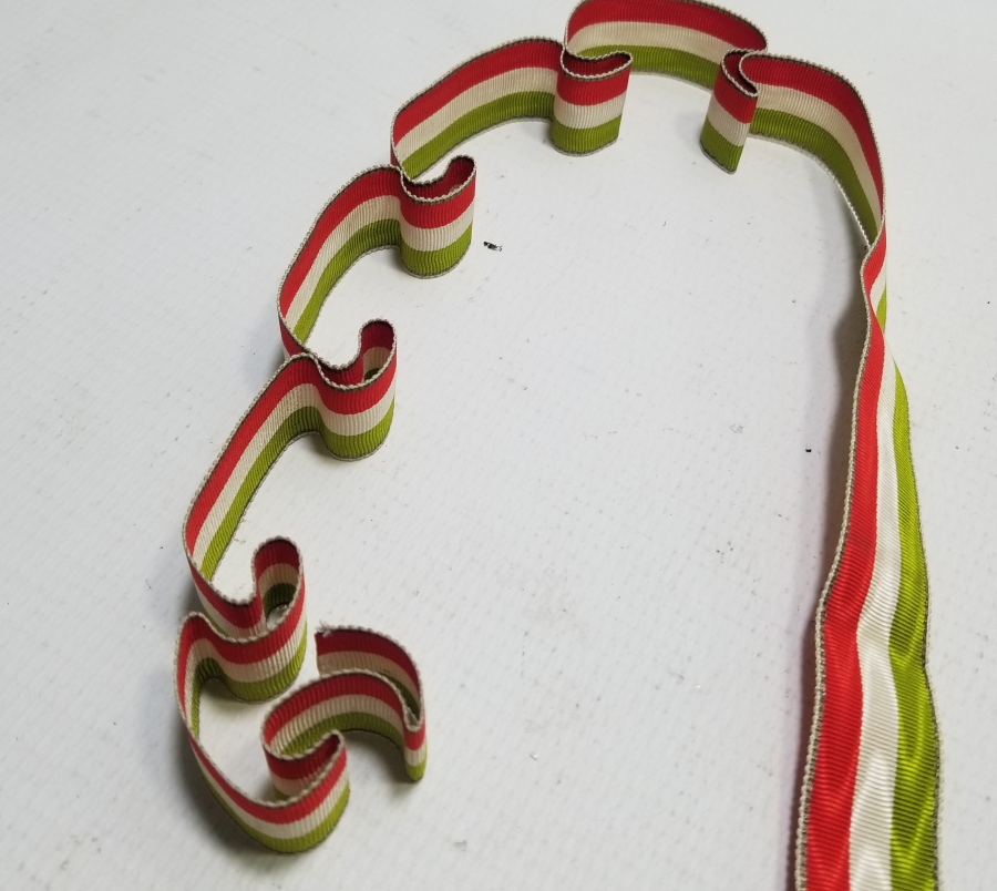 ANTİKA İPEK KULLANILMAMIŞ MADALYA ASKISI