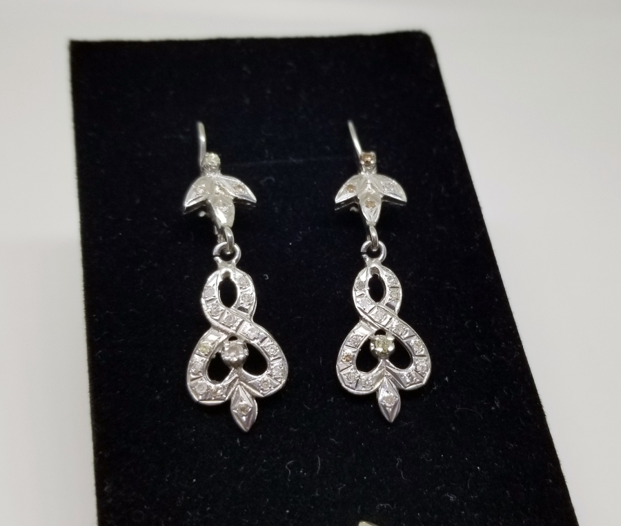 SONSUZLUK MODELİ KOLYE KÜPE TAKIMI