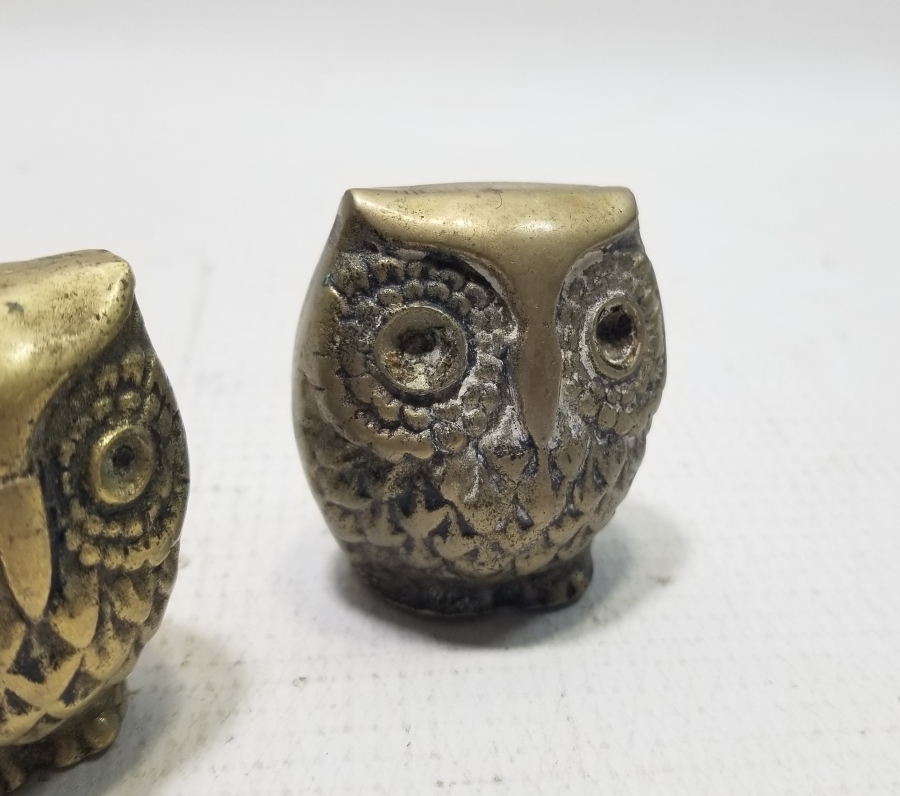 İKİ ADET DEKORATİF PİRİNÇ BAYKUŞ FİGÜRÜ