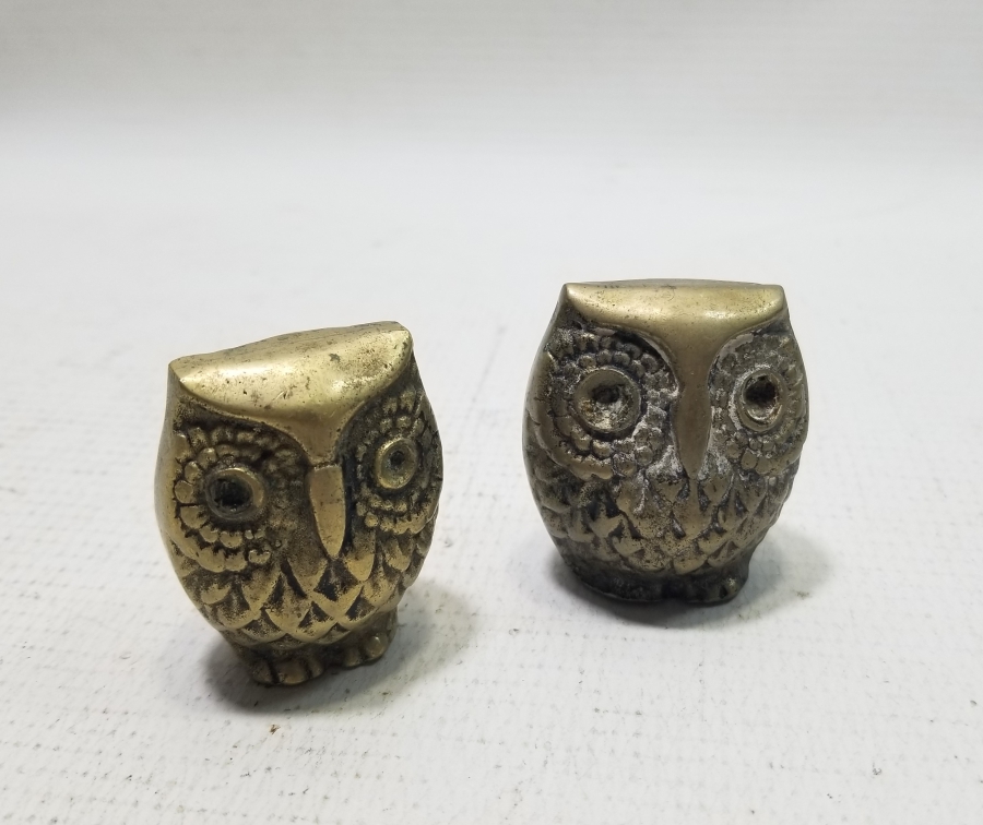 İKİ ADET DEKORATİF PİRİNÇ BAYKUŞ FİGÜRÜ