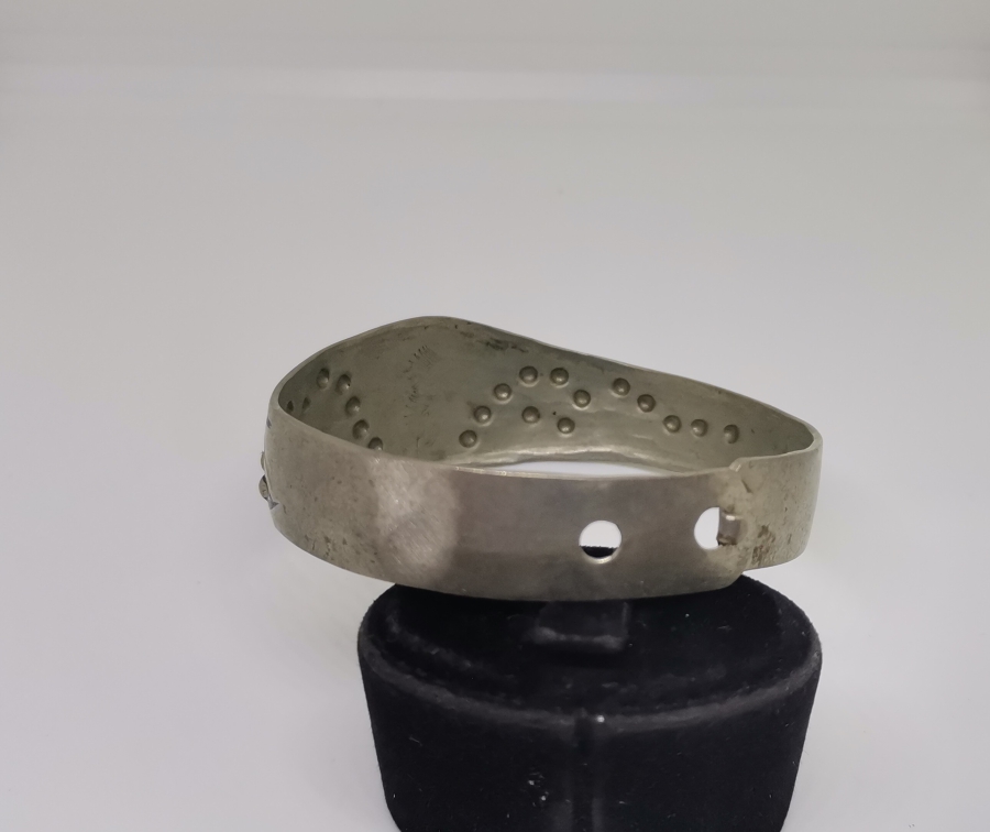 LALE MOTİFLİ VE SAVAT İŞÇİLİKLİ ANTİKA BİLEZİK