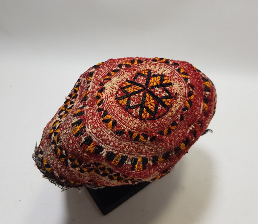 OSMANLI DÖNEMİ NADİR TİPTE EL İŞİ DAMAT TAKKESİ