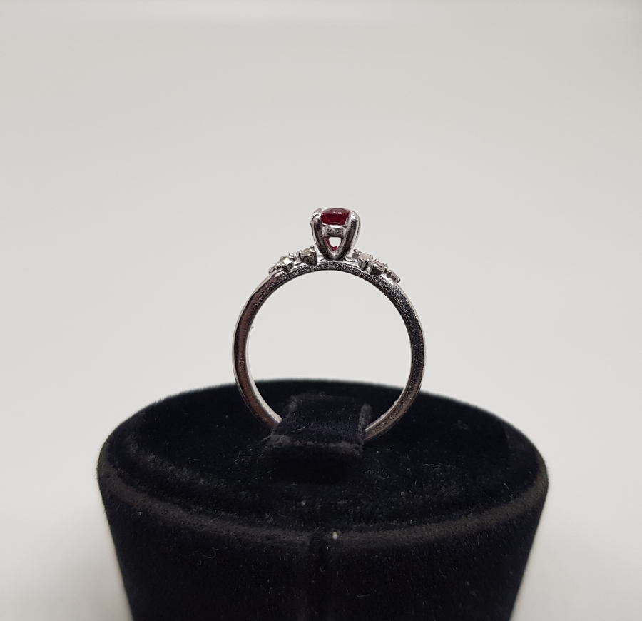 YAKUT VE PIRLANTA TAŞLI YÜZÜK