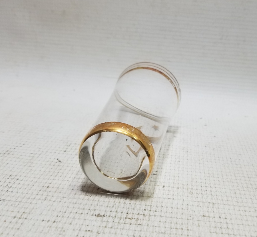 ÜZERİ AY YILDIZLI VE ALTIN VARAKLI NADİR RAKI BARDAĞI