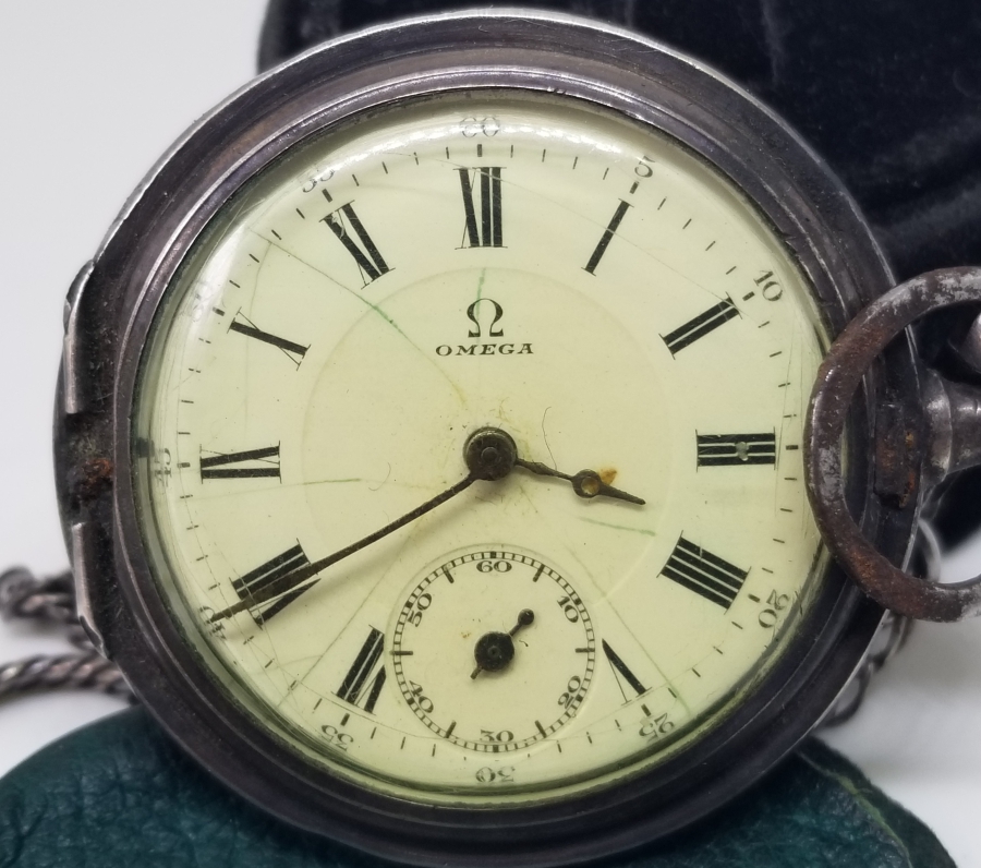 ORİJİNAL GÜMÜŞ KÖSTEĞİYLE KURMALI OMEGA CEP SAATİ