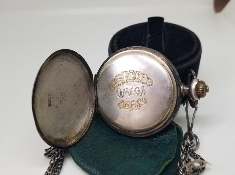 ORİJİNAL GÜMÜŞ KÖSTEĞİYLE KURMALI OMEGA CEP SAATİ