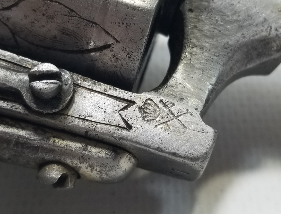 OSMANLI DÖNEMİ ÜZERİ İŞLEMELİ KARADAĞLI SUBAY TABANCASI