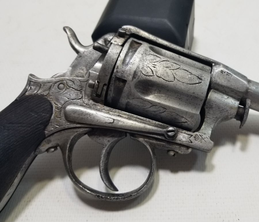 OSMANLI DÖNEMİ ÜZERİ İŞLEMELİ KARADAĞLI SUBAY TABANCASI