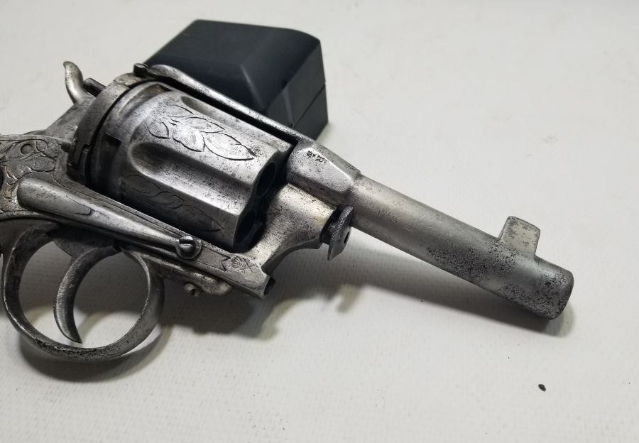 OSMANLI DÖNEMİ ÜZERİ İŞLEMELİ KARADAĞLI SUBAY TABANCASI