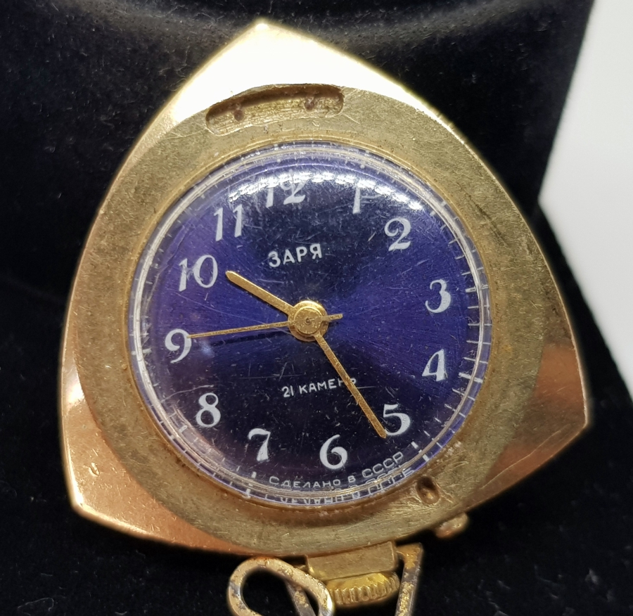 SOVYET RUSYA YAPIMI ALTIN KAPLAMA ANTİKA KURMALI KOLYE SAAT