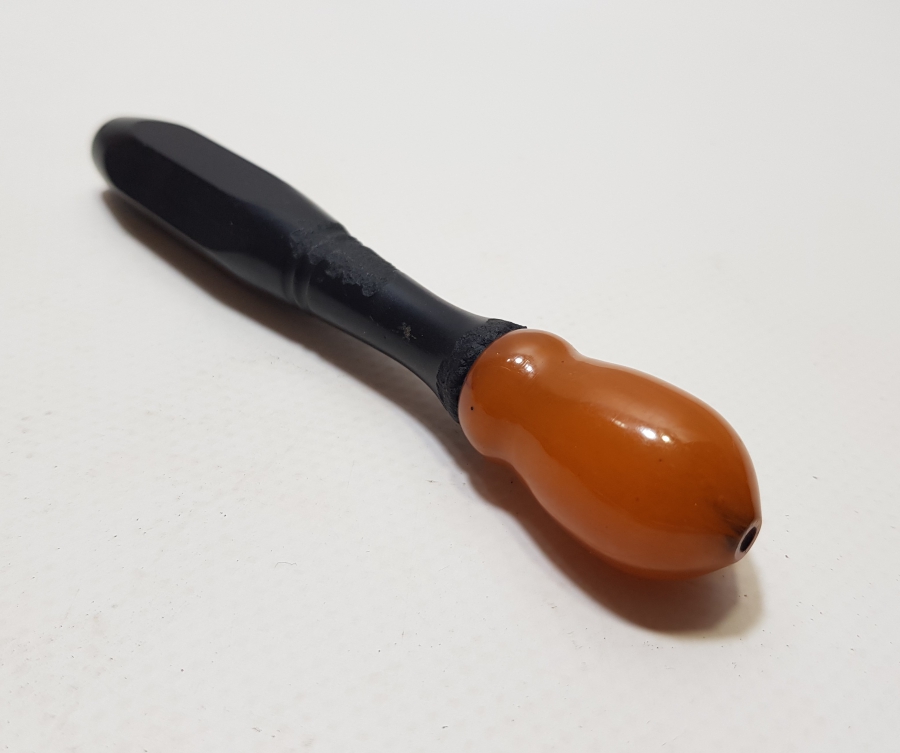 OSMANLI DÖNEMİ SIKMA KEHRİBAR EMZİKLİ AĞA İŞİ SİGARA AĞIZLIĞI