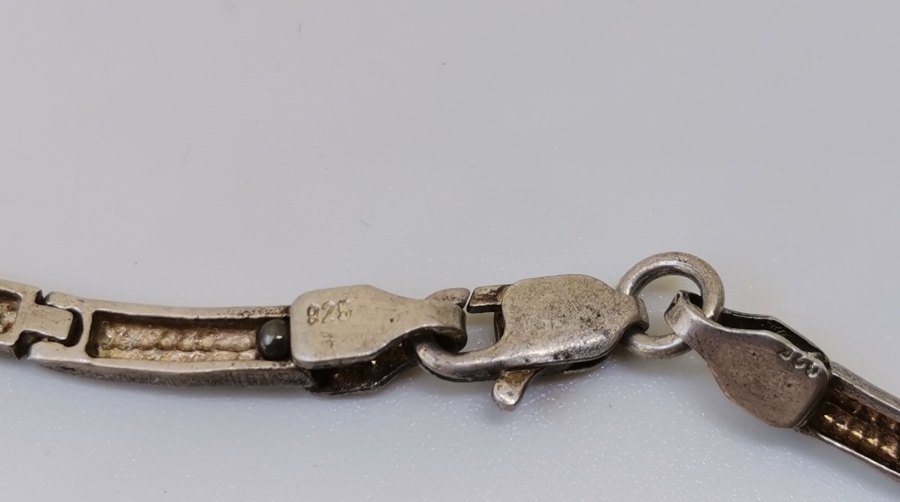 ÜZERİ MARGAZİT TAŞLI GÜMÜŞ GERDANLIK