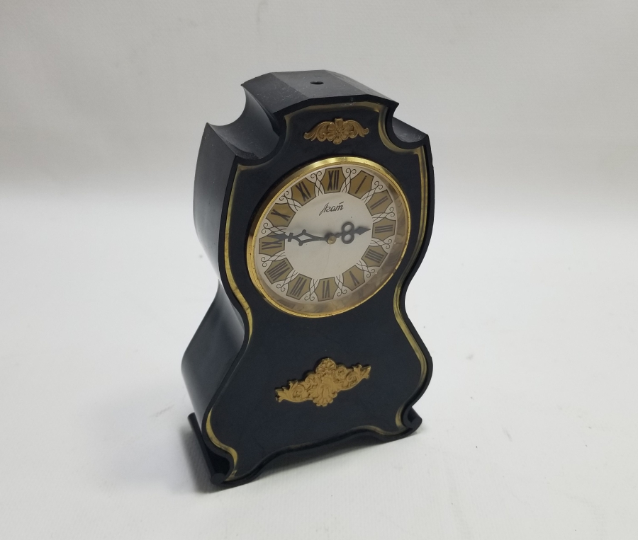 ANTİKA KURMALI MASA SAATİ