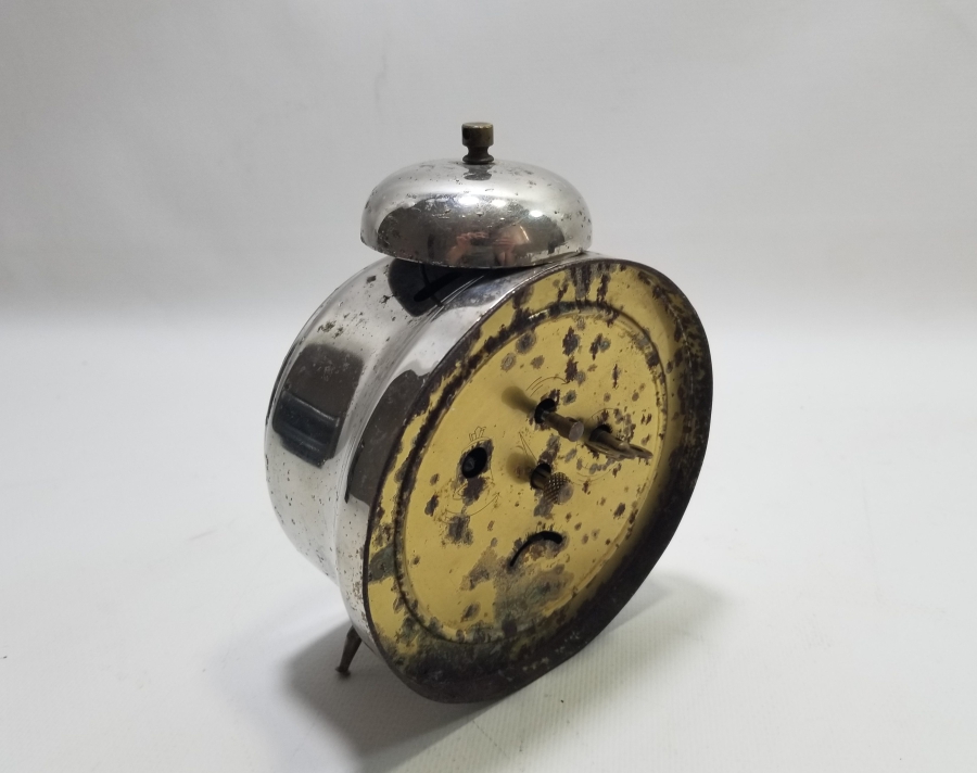 ANTİKA KURMALI MASA SAATİ