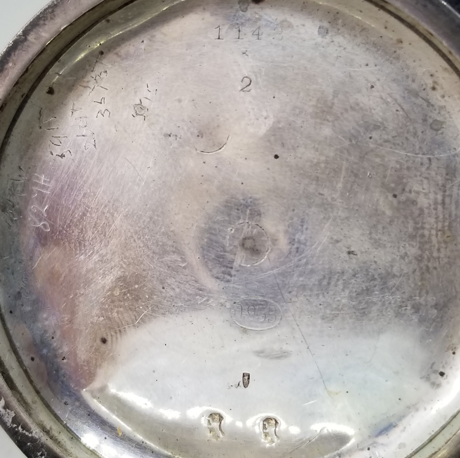 NADİR FORMDA GÜMÜŞ KASA İNGİLİZ YAPIMI KURMALI CEP SAATİ