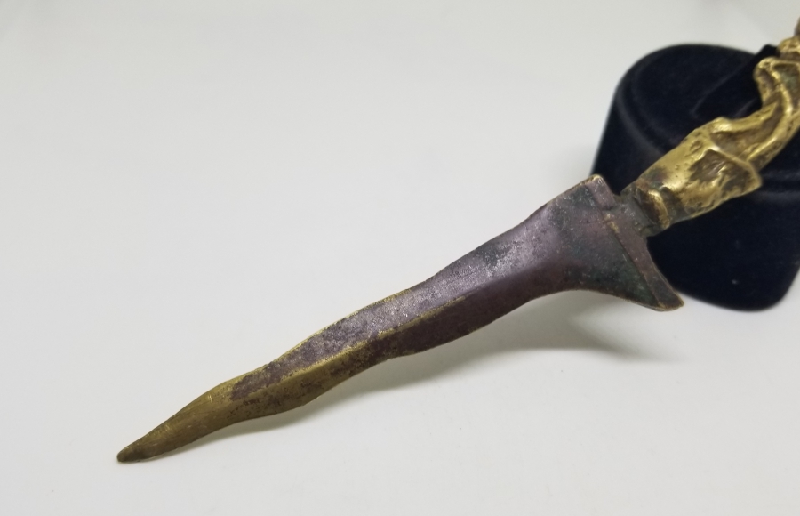 HANÇER FORMUNDA YAPILMIŞ ANTİKA ZARF AÇACAĞI