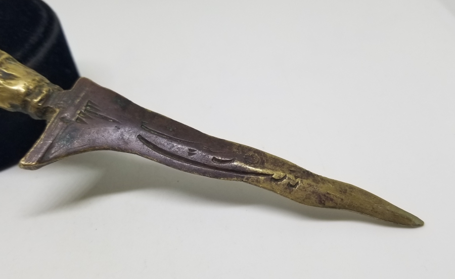 HANÇER FORMUNDA YAPILMIŞ ANTİKA ZARF AÇACAĞI