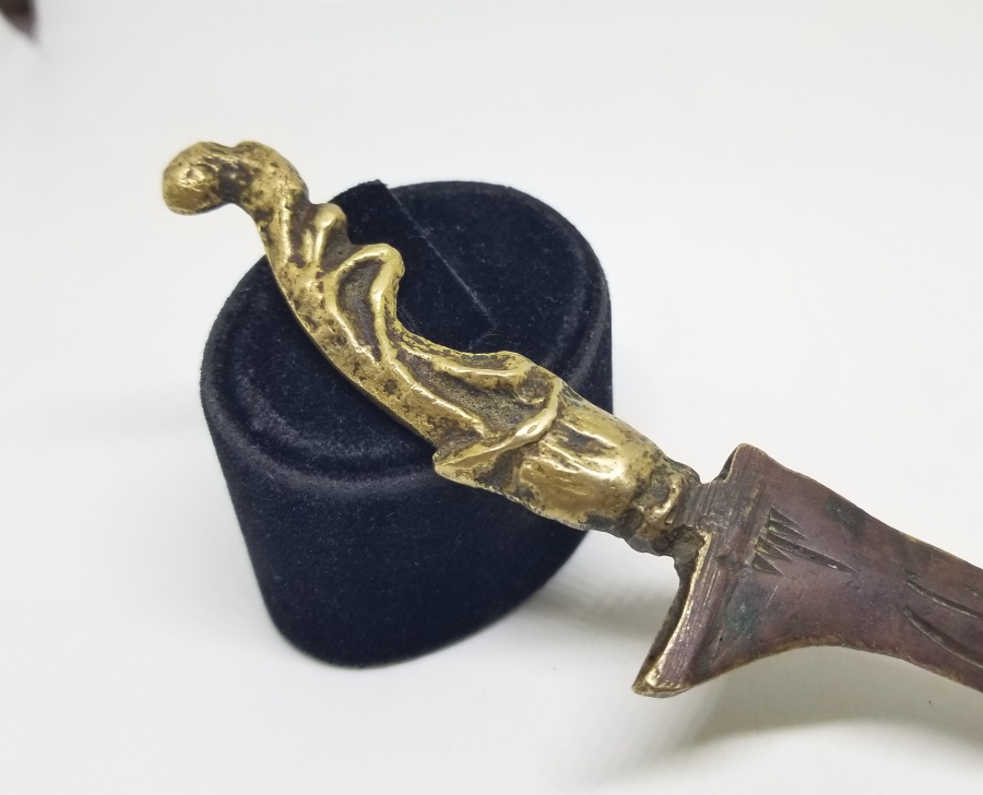 HANÇER FORMUNDA YAPILMIŞ ANTİKA ZARF AÇACAĞI