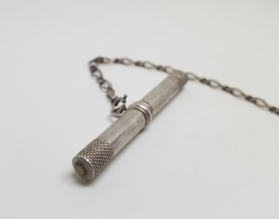 KÖSTEK SALLAMASI UCUNA TAKILAN NADİR ANTİKA GÜMÜŞ KALEM