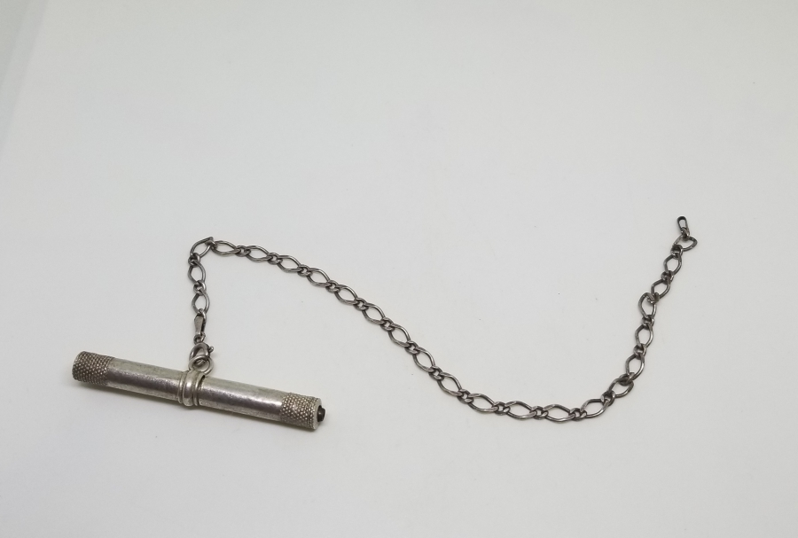 KÖSTEK SALLAMASI UCUNA TAKILAN NADİR ANTİKA GÜMÜŞ KALEM