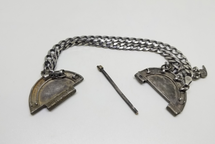 OSMANLI PARÇADAN DİZAYN EDİLMİŞ GÜMÜŞ BİLEKLİK