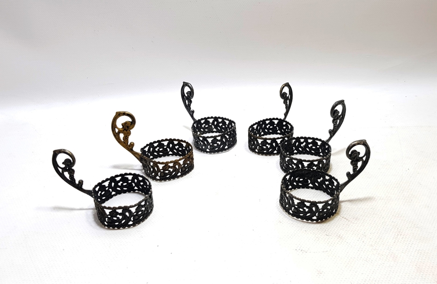 GÜMÜŞ KAPLAMA 6 ADET ANTİKA KABARTMA İŞÇİLİKLİ BARDAK ISTAKASI