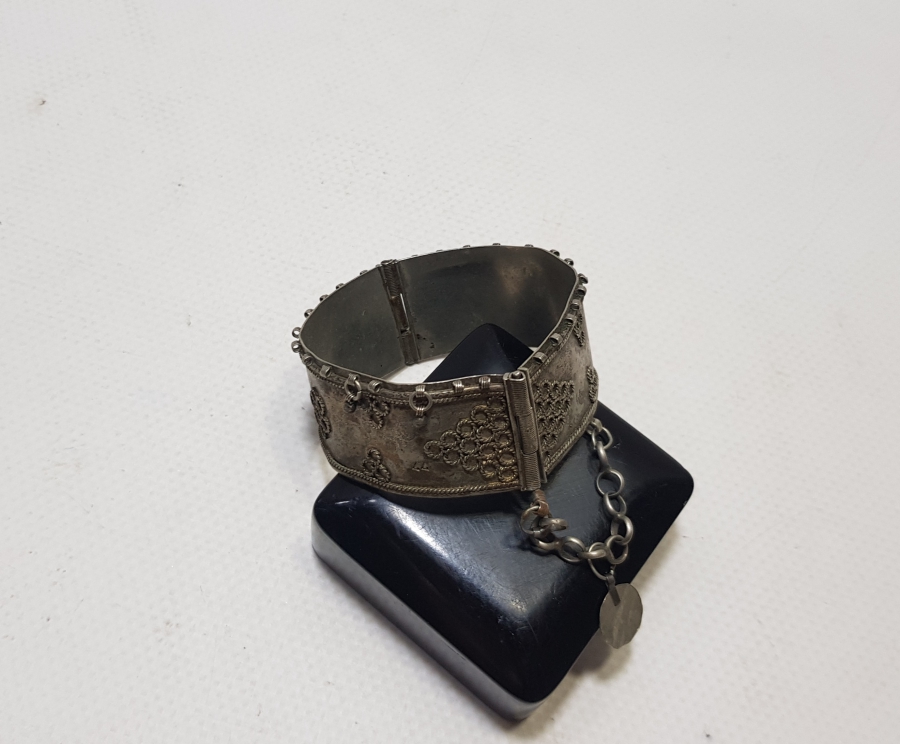 OSMANLI DÖNEMİ ÇOK NADİR ERMENİ YAPIMI GÜMÜŞ KÜRT GELİN BİLEZİĞİ