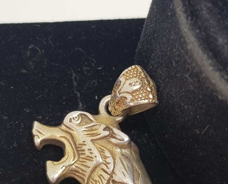 ASLAN BAŞLI ÖZEL YAPIM GÜMÜŞ KOLYE UCU