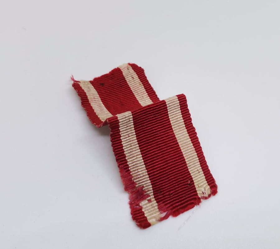 1. DÜNYA SAVAŞI DÖNEMİ ÇOK NADİR İPEK HARP MADALYASI ASKISI