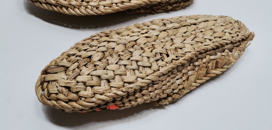 OSMANLI DÖNEMİ HURMA YAPRAĞINDAN YAPILMIŞ HİCAZ İŞİ ÇOK NADİR DERVİŞ AYAKKABISI