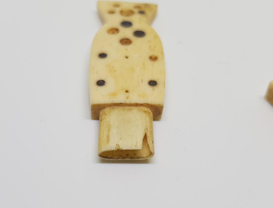 MİNARE FORMUNDA YAPILMIŞ OSMANLI DÖNEMİ TEKKE İŞİ KEMİK İĞNEDAN