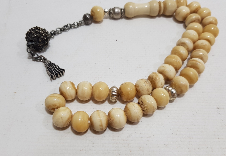 OSMANLI DÖNEMİ ORİJİNAL PÜSKÜLÜYLE KEMİK TESPİH