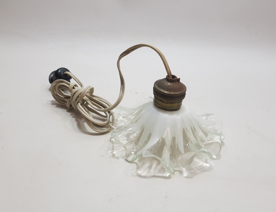 ANTİKA CAM OPALİN LAMBA