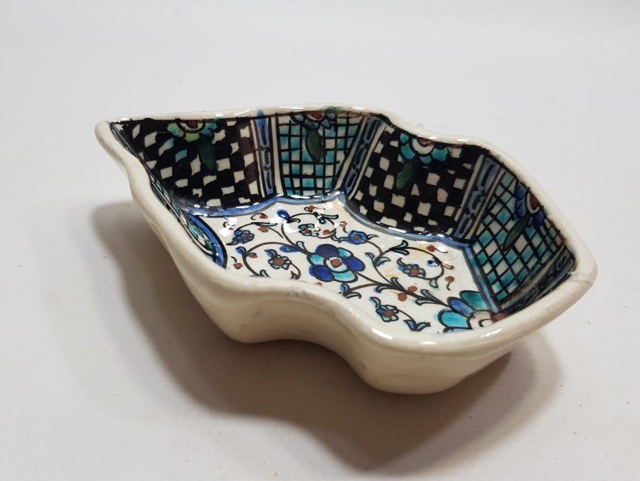 KÜTAHYA İŞİ RUMİ FORMLU EL BOYAMA ANTİKA İKRAMLIK