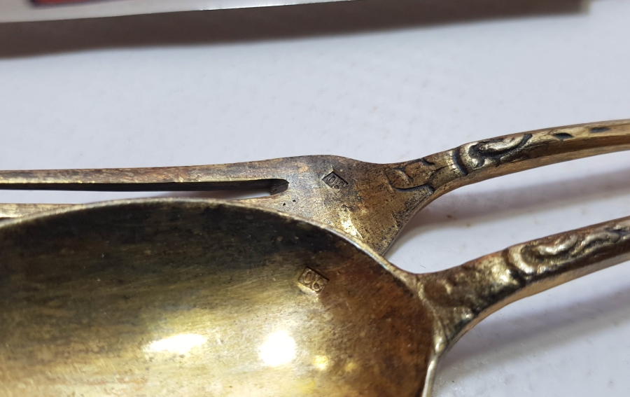 ORİJİNAL KUTUSUNDA OSMANLI DÖNEMİ GÜMÜŞ ÇATAL-BIÇAK-KAŞIK TAKIMI